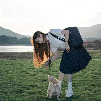凯旋在子夜